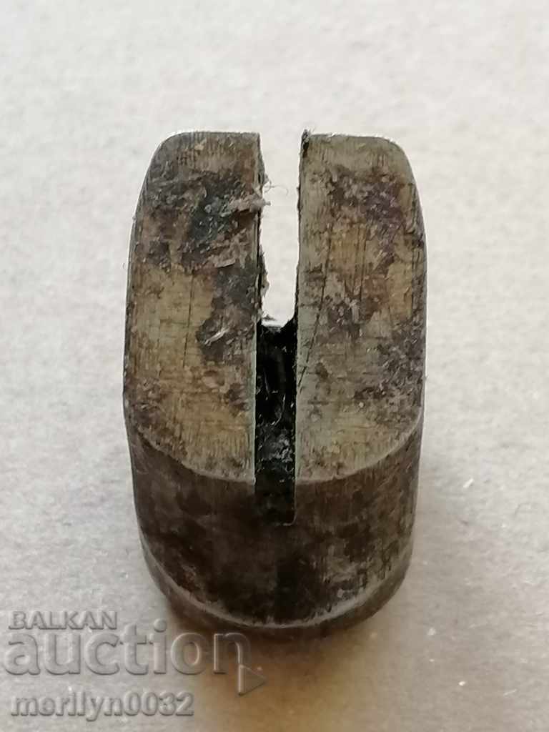 Delivery of Part detail of a bayonet bayonet on a Manlicher M-95 rifle Delivery of Part detail of a bayonet bayonet on a Manlicher M-95 rifle