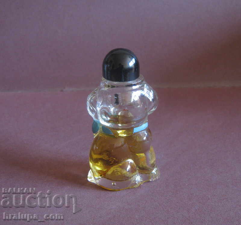 An old Russian dog perfume bottle with price 20.00 BGN | € 10.23 An old Russian dog perfume bottle with price 20.00 BGN | € 10.23
