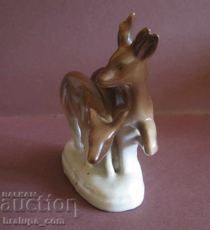 Porcelain deer figure with price 20.00 BGN | € 10.23 Porcelain deer figure with price 20.00 BGN | € 10.23