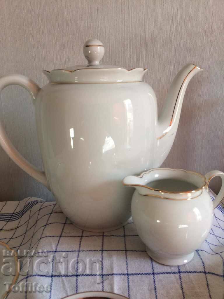 Auction German porcelain set Auction German porcelain set