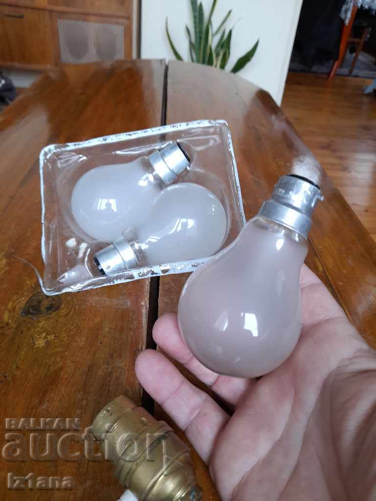 Old light bulb, bulbs, socket - 6