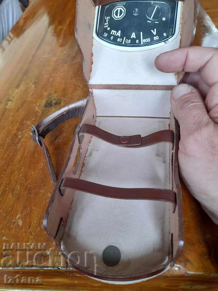 Old case from Metravo meter - 5 Old case from Metravo meter - 5
