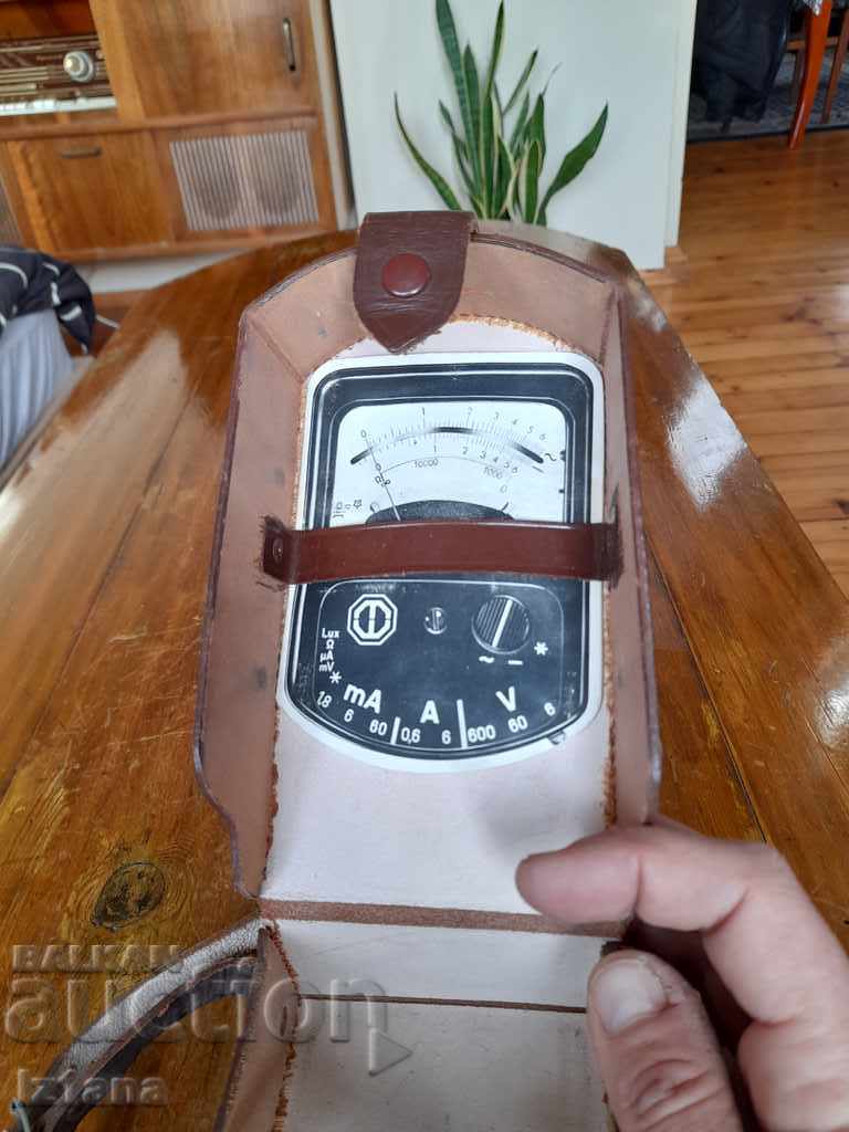 Old case from Metravo meter - 6 Old case from Metravo meter - 6