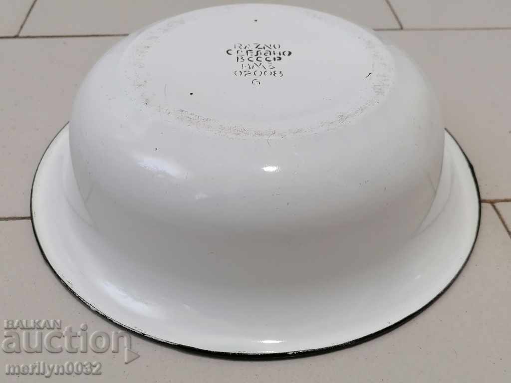 Delivery of Enameled bowl, enamel dish, basin, USSR basin Delivery of Enameled bowl, enamel dish, basin, USSR basin