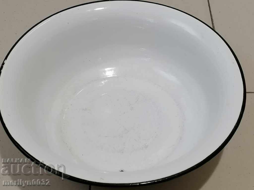 Enameled bowl, enamel dish, basin, USSR basin Enameled bowl, enamel dish, basin, USSR basin
