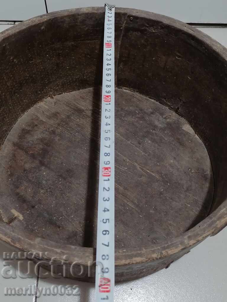 Old crutch for wheat, bushel, bucket, wooden with price 54.00 BGN | € 27.61 Old crutch for wheat, bushel, bucket, wooden with price 54.00 BGN | € 27.61