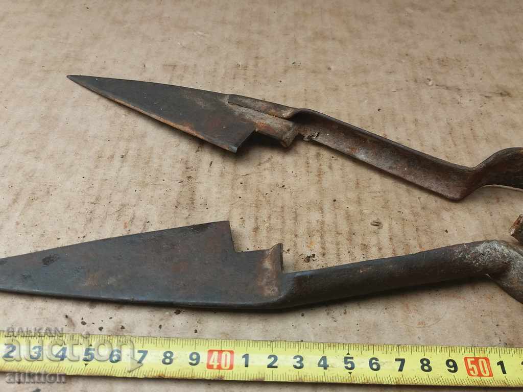 Delivery of FORGED SHEARS FOR SHEEP SHEARING - REVIVAL Delivery of FORGED SHEARS FOR SHEEP SHEARING - REVIVAL