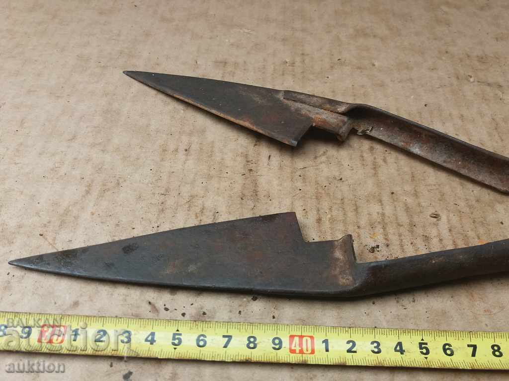 FORGED SHEARS FOR SHEEP SHEARING - REVIVAL - 5 FORGED SHEARS FOR SHEEP SHEARING - REVIVAL - 5