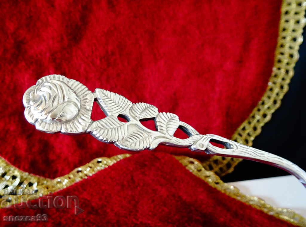 Licitație Spatula placata cu argint Antiko, trandafiri, baroc.