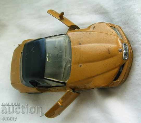 Δημοπρασία Παλιό μεταλλικό αθλητικό καροτσάκι μοντέλο BMW BMW Δημοπρασία Παλιό μεταλλικό αθλητικό καροτσάκι μοντέλο BMW BMW