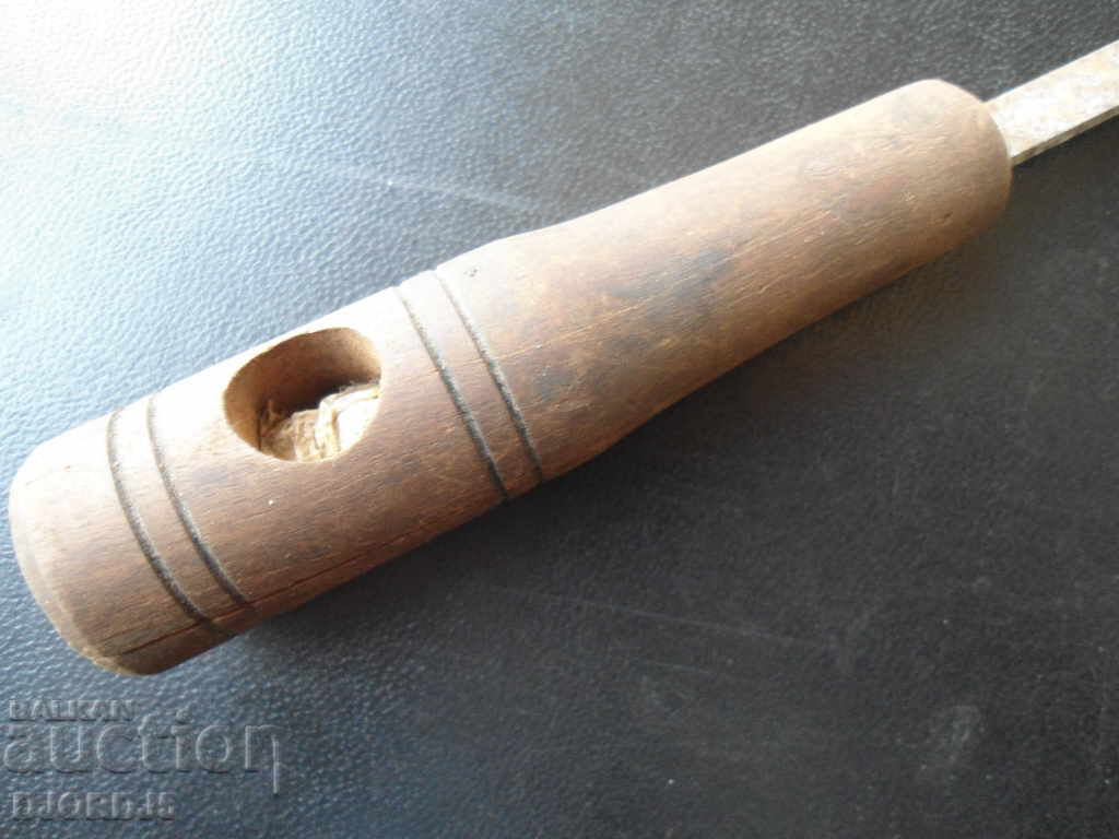 Auction An old little file Auction An old little file