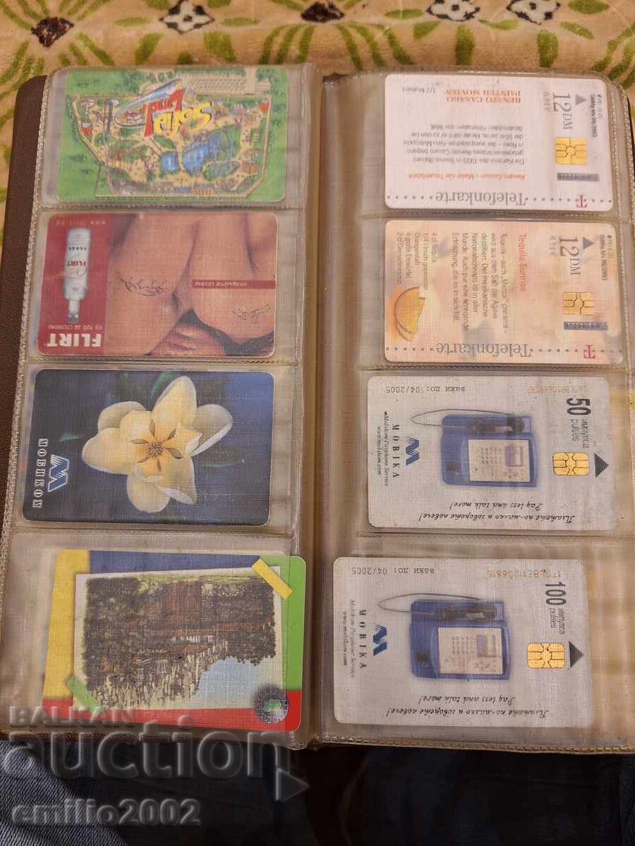 Delivery of Trading cards in a binder, 25 pieces Delivery of Trading cards in a binder, 25 pieces