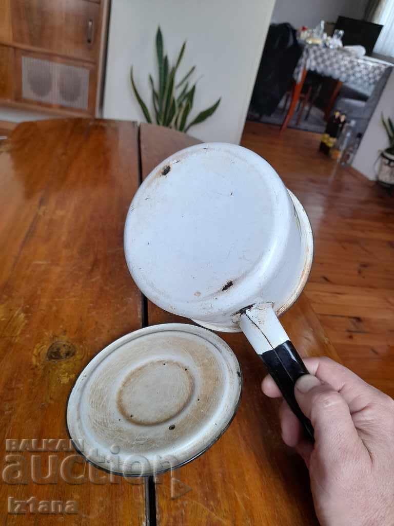 Caserolă veche emailată, tigaie - 6