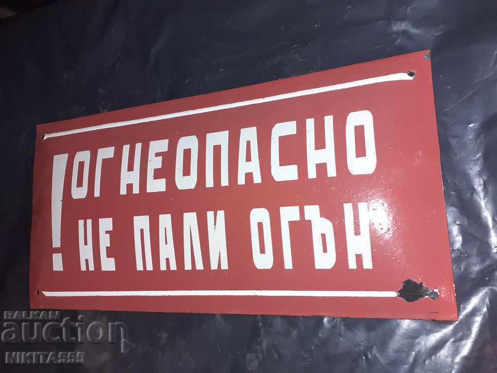 Auction Enamelled Plate 3 Auction Enamelled Plate 3