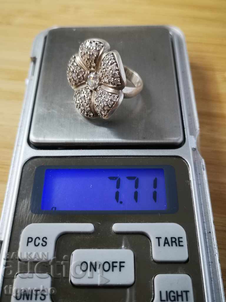 Ladies' silver ring with price 49.00 BGN | € 25.05 Ladies' silver ring with price 49.00 BGN | € 25.05