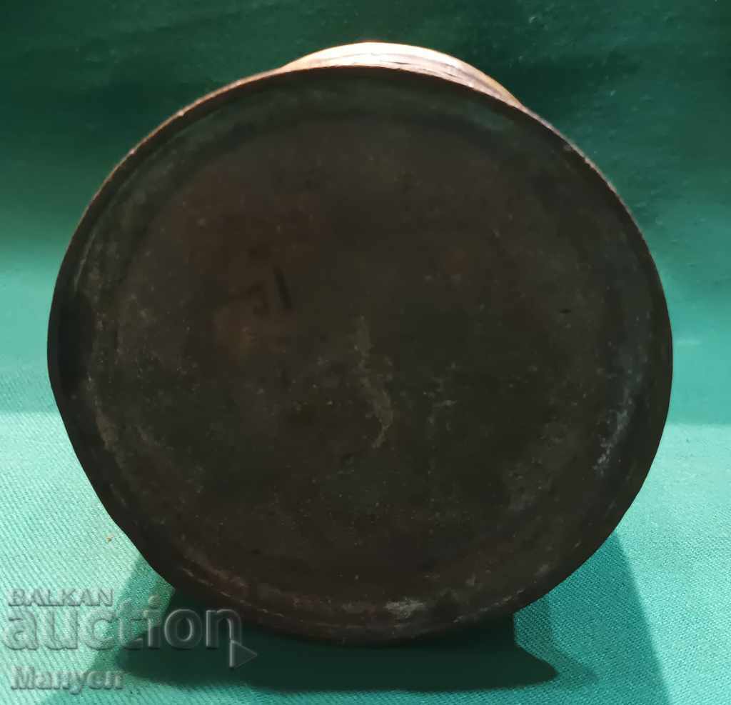 Licitație Vand lampa cu alcool veche, rara si frumoasa !? Licitație Vand lampa cu alcool veche, rara si frumoasa !?