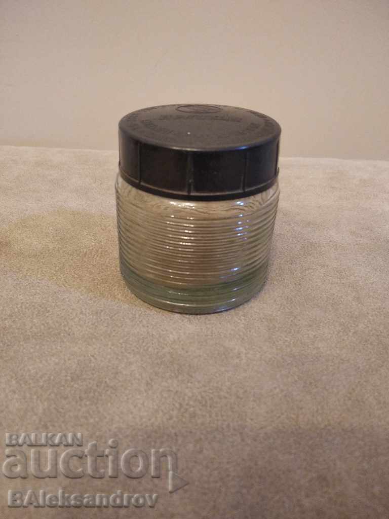 Auction An old jar Auction An old jar