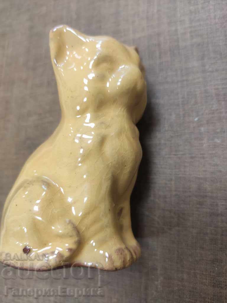 Porcelain figurine porcelain Kote with price 19.00 BGN | € 9.71 Porcelain figurine porcelain Kote with price 19.00 BGN | € 9.71