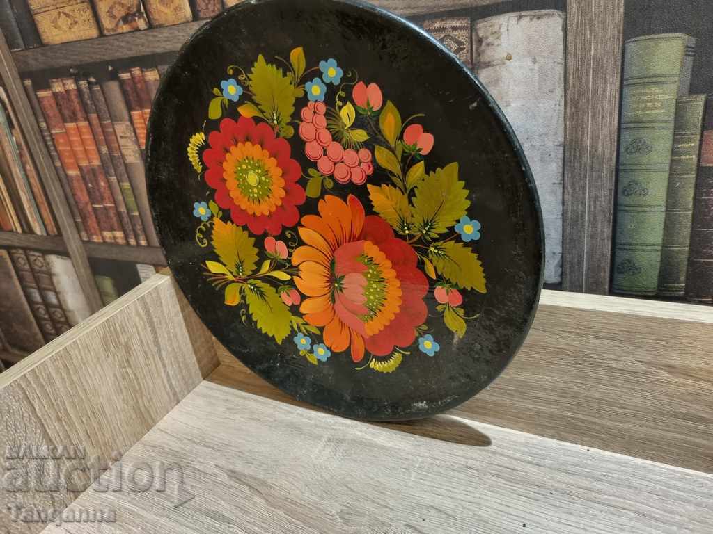 Wooden plate with price 10.00 BGN | € 5.11