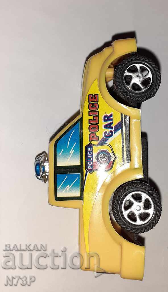 PLASTIC TROLLEY. - 5 PLASTIC TROLLEY. - 5