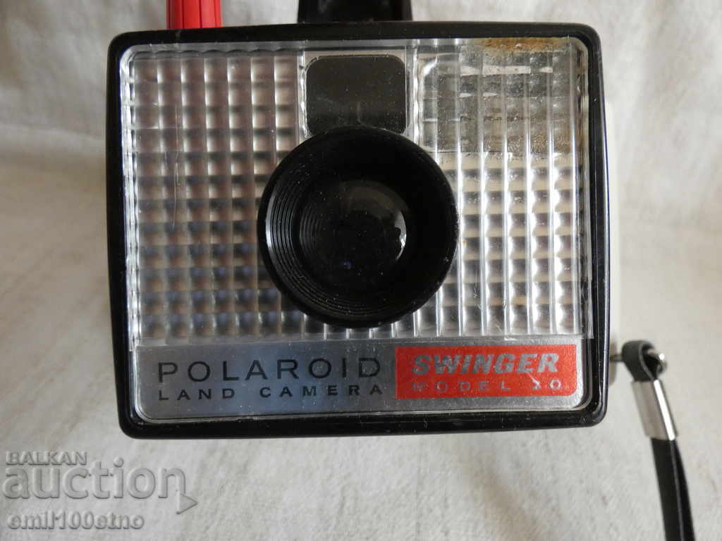 Old camera POLAROID model 20 Swinger made in France with price 20.00 BGN | € 10.23 Old camera POLAROID model 20 Swinger made in France with price 20.00 BGN | € 10.23