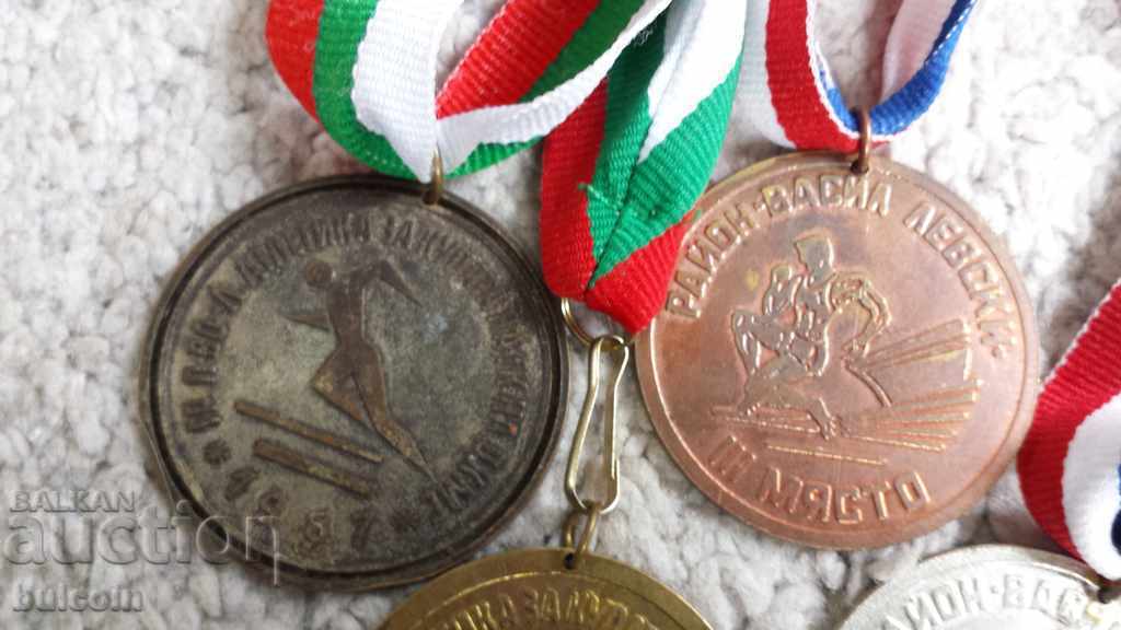 LOT of 4 SPMS MEDALS DKMS / SPARTAKIADA 1967-1979 with price 8.00 BGN | € 4.09 LOT of 4 SPMS MEDALS DKMS / SPARTAKIADA 1967-1979 with price 8.00 BGN | € 4.09
