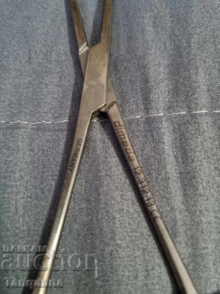 Medical scissors with price 15.00 BGN | € 7.67 Medical scissors with price 15.00 BGN | € 7.67