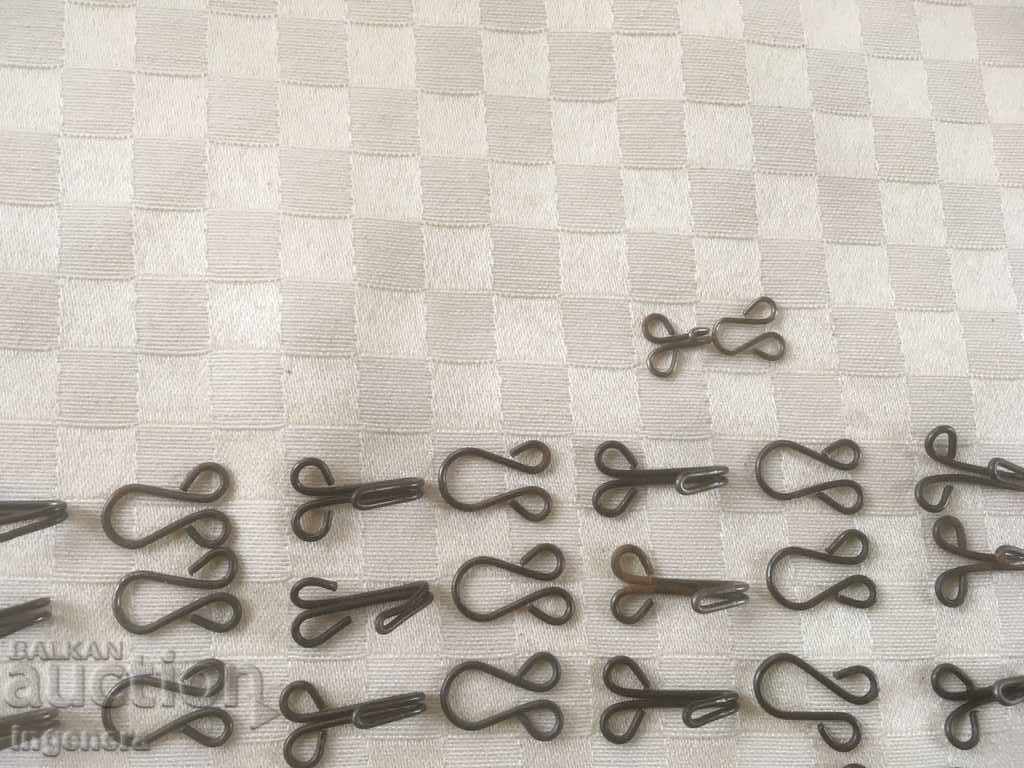 Delivery of BUTTERFLY BUTTONS FROM MILITARY UNIFORM MEDIUM AND LARGE-90 PCS Delivery of BUTTERFLY BUTTONS FROM MILITARY UNIFORM MEDIUM AND LARGE-90 PCS