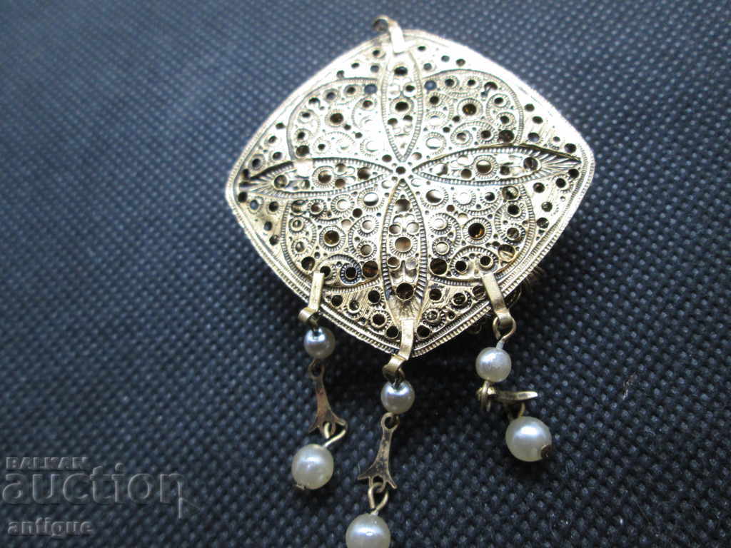 Delivery of OLD VERY BEAUTIFUL BROOCH Delivery of OLD VERY BEAUTIFUL BROOCH
