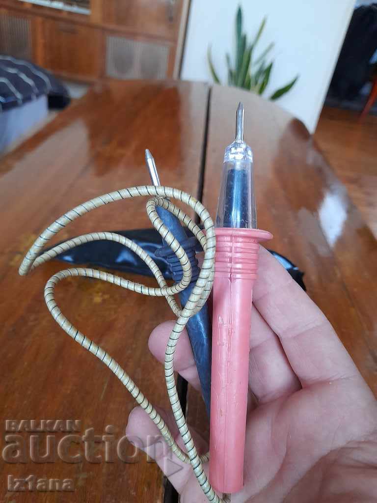 Delivery of Old electric tester Delivery of Old electric tester