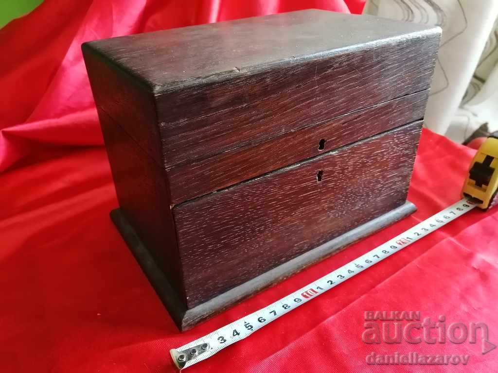 Antique Collectible Medical Device for Electrotherapy - 7 Antique Collectible Medical Device for Electrotherapy - 7