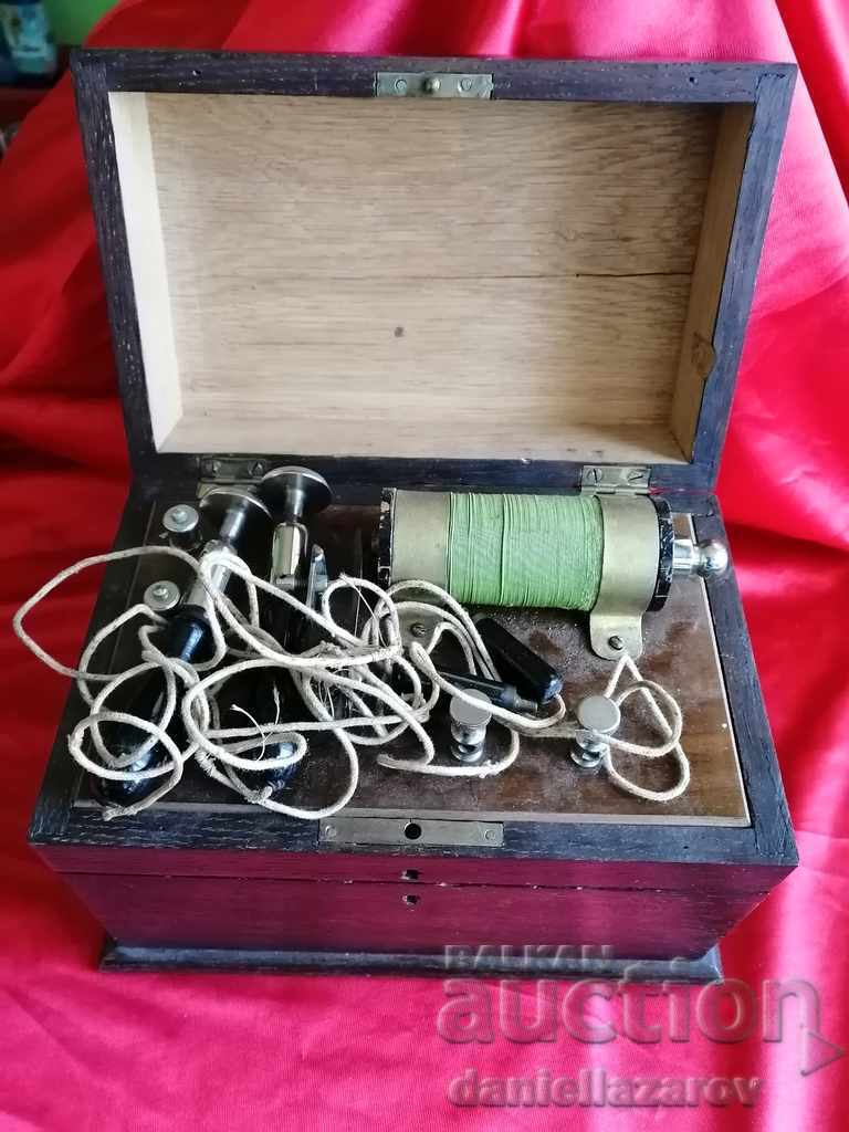 Dispozitiv medical antic de colecție pentru electroterapie