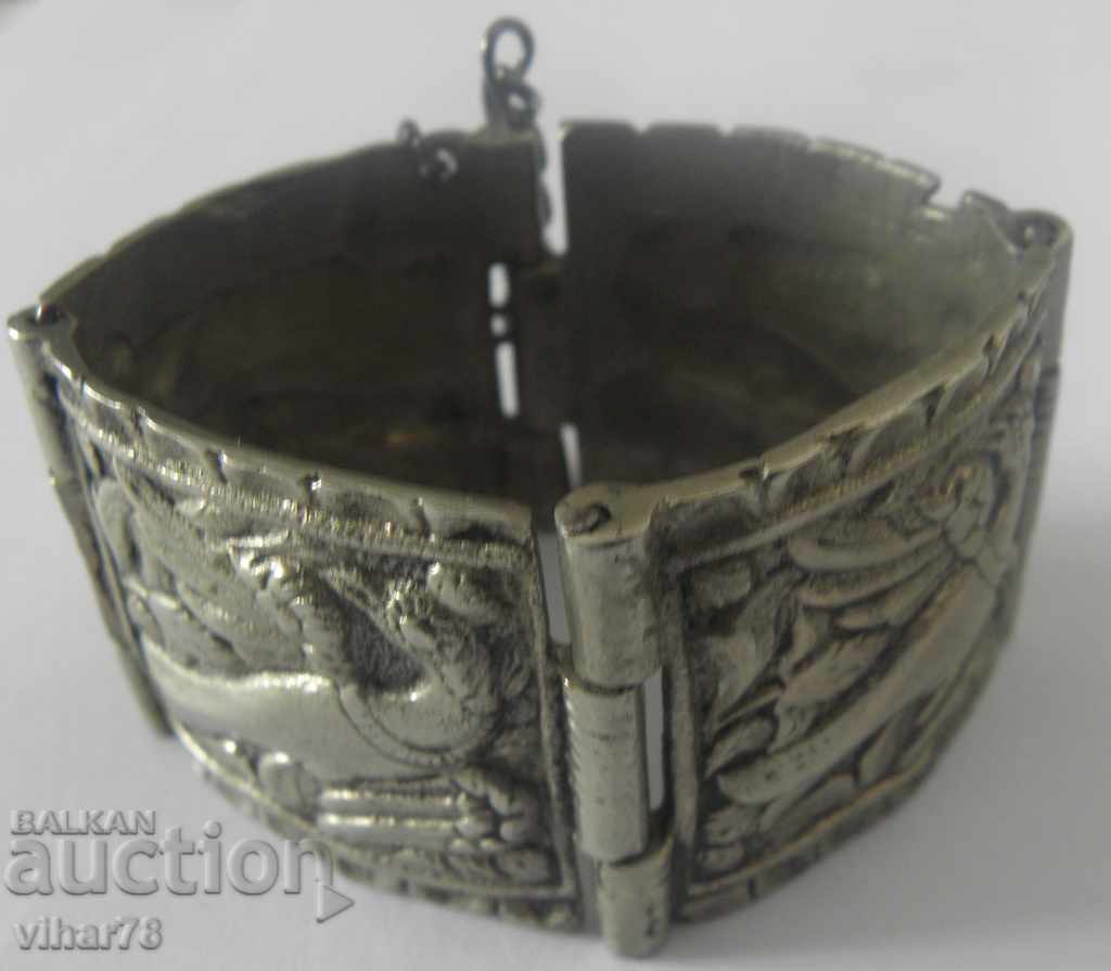 Old children's bracelet-sachan with price 49.99 BGN | € 25.56