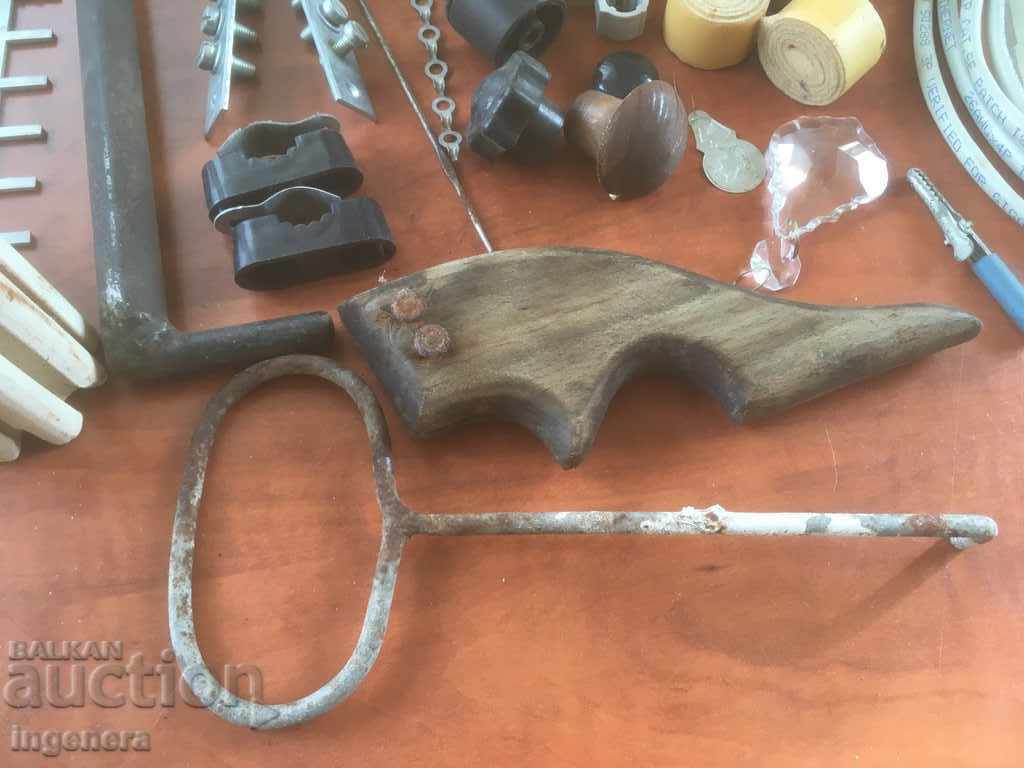 LOT EL. PARTS AND OTHERS with price 15.00 BGN | € 7.67 LOT EL. PARTS AND OTHERS with price 15.00 BGN | € 7.67