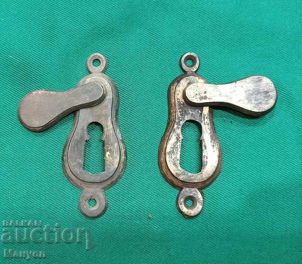 I am selling old lock caps. with price 18.00 BGN | € 9.20 I am selling old lock caps. with price 18.00 BGN | € 9.20