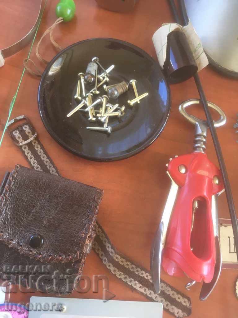 Delivery of LOT OF THINGS BRENER SCALE CALCULATOR ETC. Delivery of LOT OF THINGS BRENER SCALE CALCULATOR ETC.