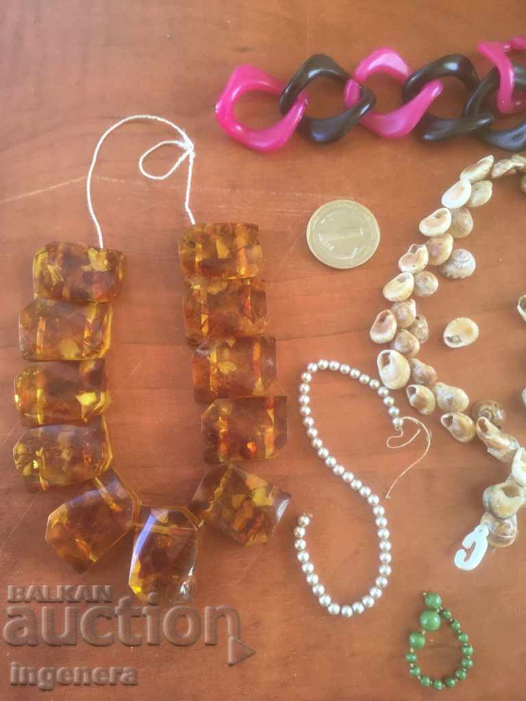 LOT OF JEWELERY AND PARTS THEREOF with price 9.00 BGN | € 4.60 LOT OF JEWELERY AND PARTS THEREOF with price 9.00 BGN | € 4.60