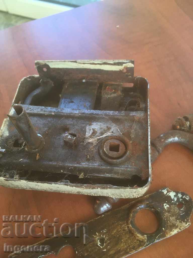 Παράδοση ΛΑΒΕΣ ΚΛΕΙΔΑΡΙΑΣ-2 ΤΕΜ. ΠΡΙΖΑ ΠΑΛΙΑ Παράδοση ΛΑΒΕΣ ΚΛΕΙΔΑΡΙΑΣ-2 ΤΕΜ. ΠΡΙΖΑ ΠΑΛΙΑ