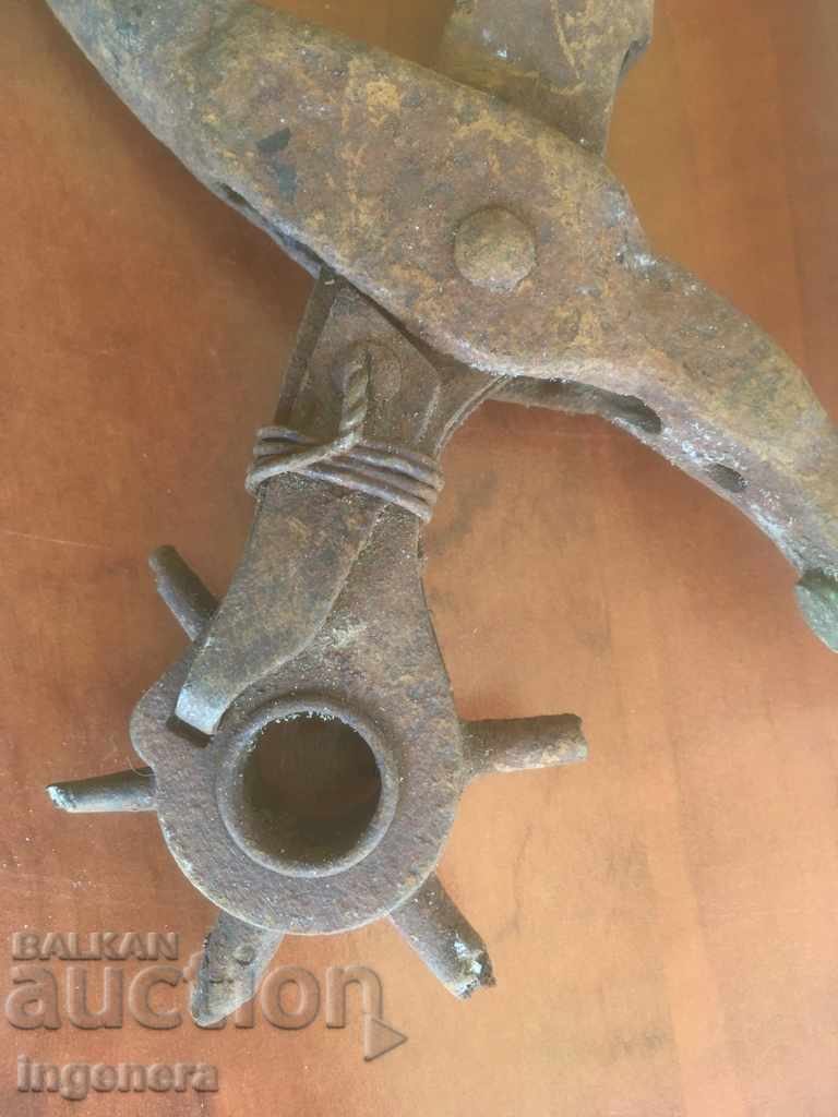 Delivery of INSTRUMENT PLIERS SPECIALIZED IN INTERIOR ZAMBA