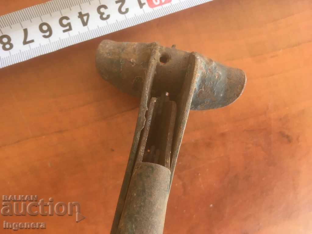 PLIERS SPECIALIZED SOCIAL TOOL - 5 PLIERS SPECIALIZED SOCIAL TOOL - 5