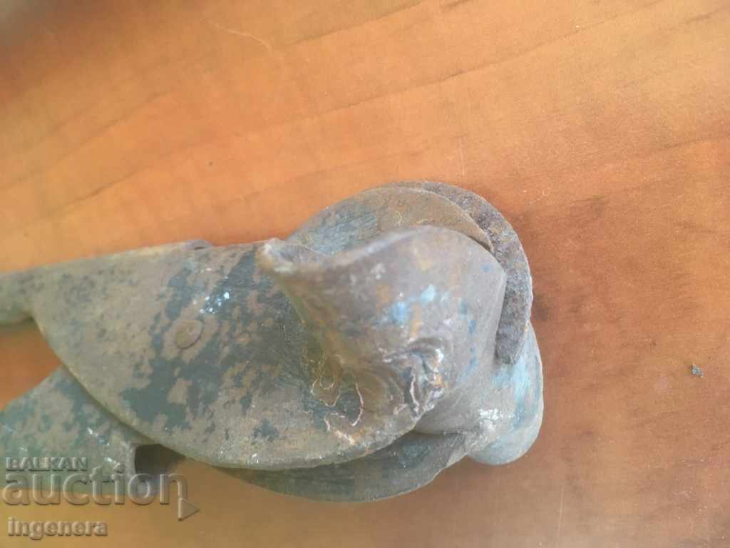 PLIERS SPECIALIZED SOCIAL TOOL - 6 PLIERS SPECIALIZED SOCIAL TOOL - 6