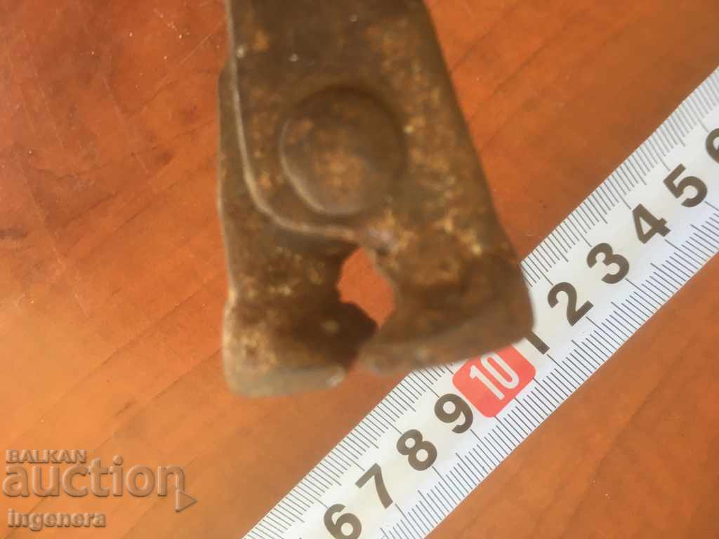 PLIERS PIECE TOOL - FOR INTERIOR with price 2.00 BGN | € 1.02 PLIERS PIECE TOOL - FOR INTERIOR with price 2.00 BGN | € 1.02