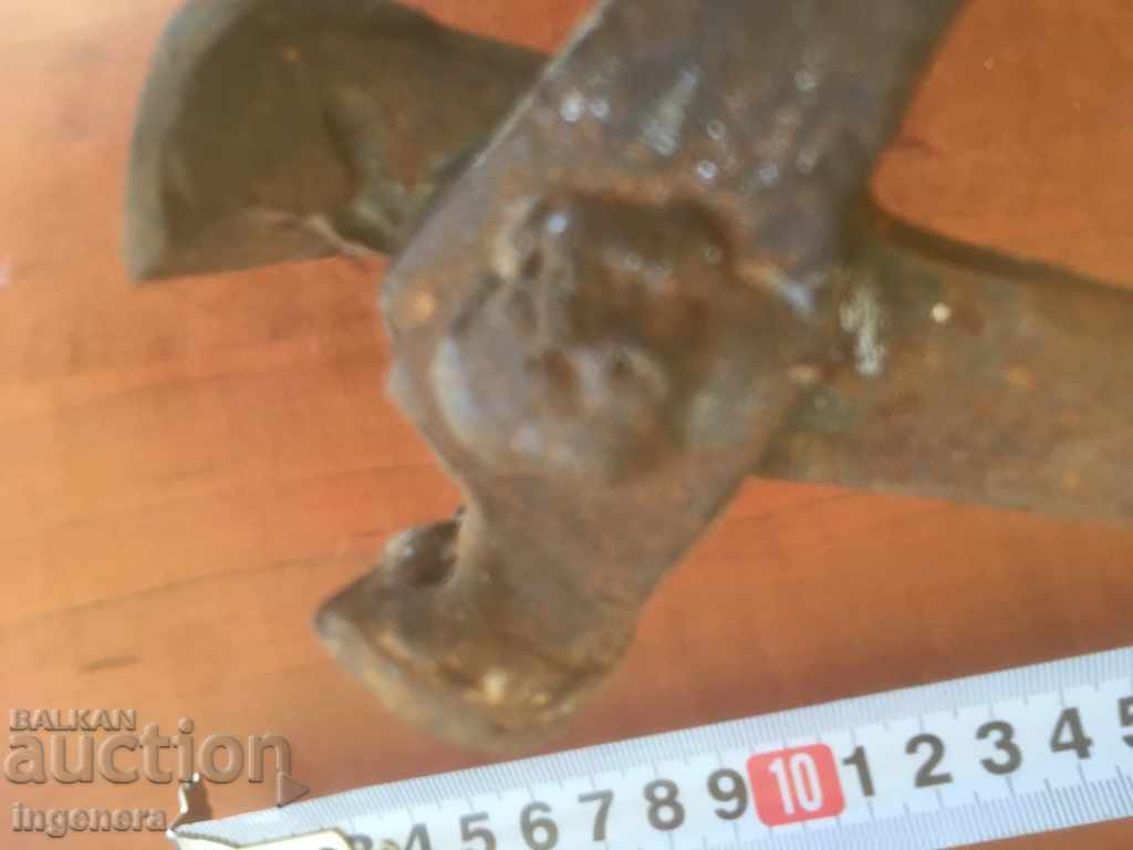 Auction PLIERS PIECE TOOL - FOR INTERIOR Auction PLIERS PIECE TOOL - FOR INTERIOR