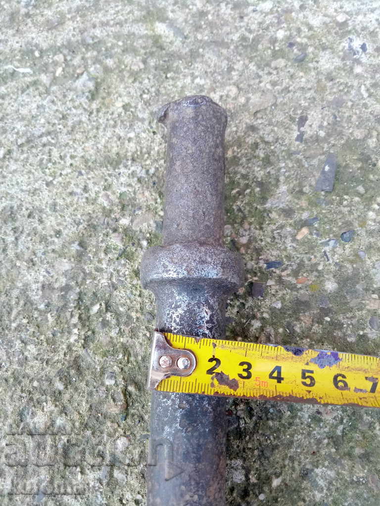 Old wedge awl with price 19.99 BGN | € 10.22 Old wedge awl with price 19.99 BGN | € 10.22