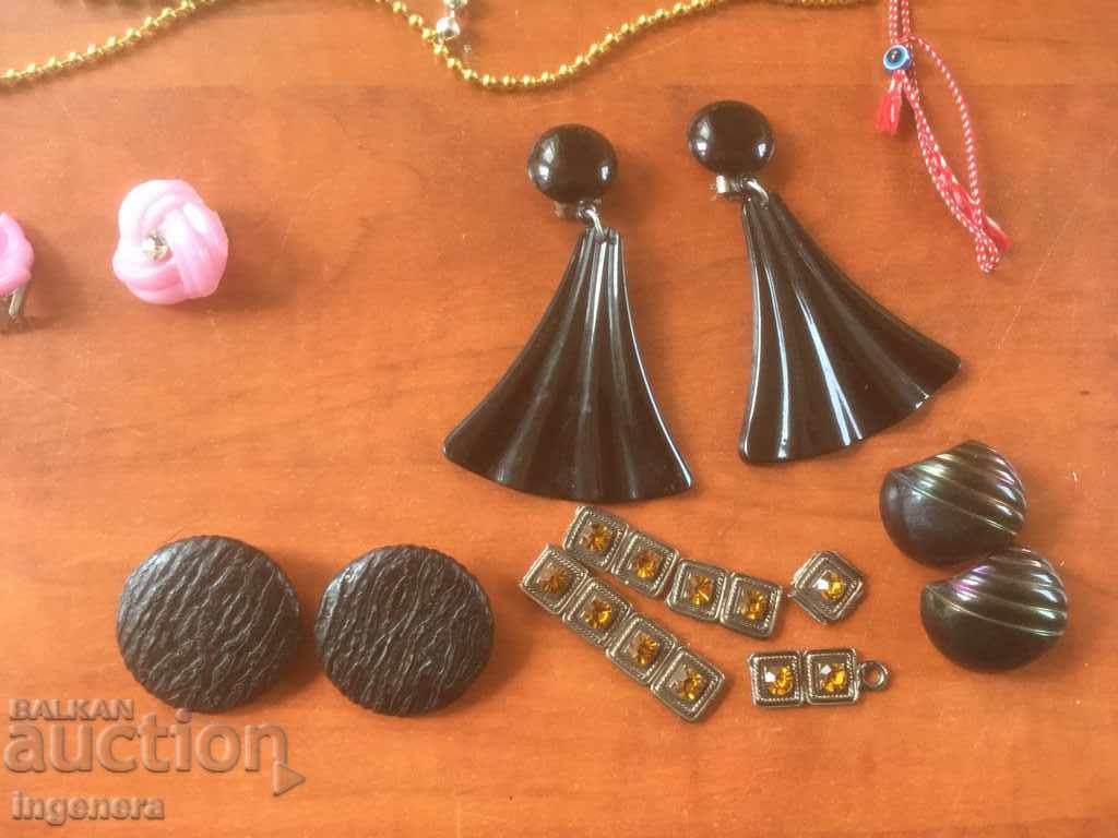 LOT OF EARRINGS 17 PCS HEALTHY, BROOCHES, ETC. - 5 LOT OF EARRINGS 17 PCS HEALTHY, BROOCHES, ETC. - 5