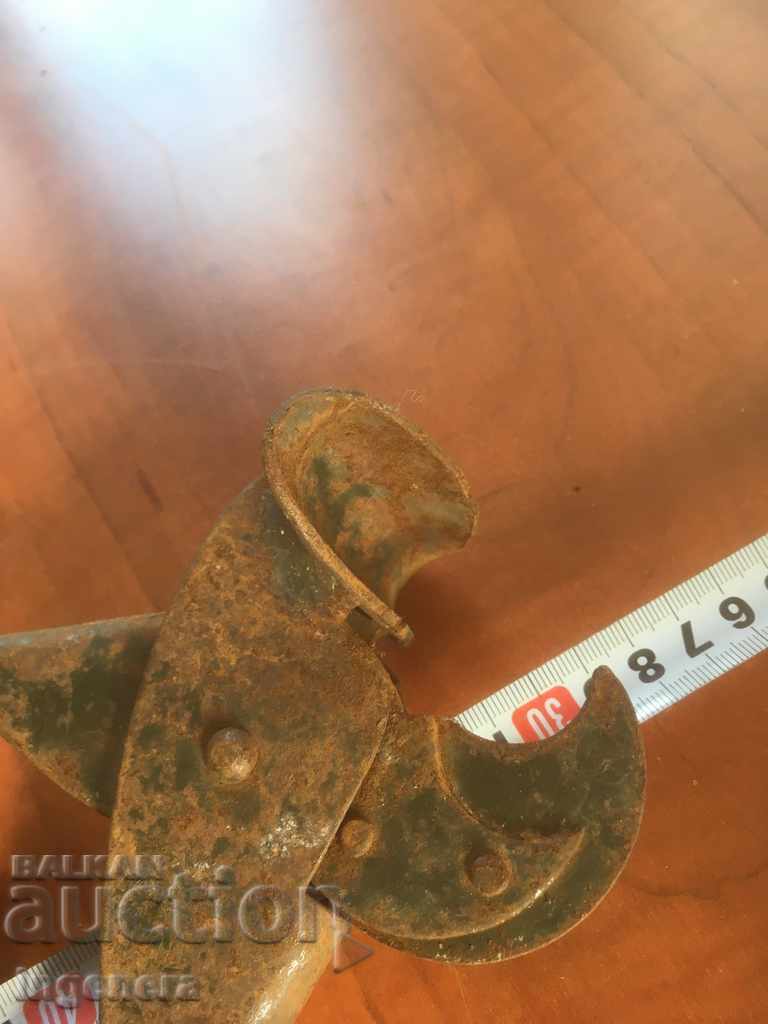 Auction PLIERS SPECIALIZED TOOL Auction PLIERS SPECIALIZED TOOL