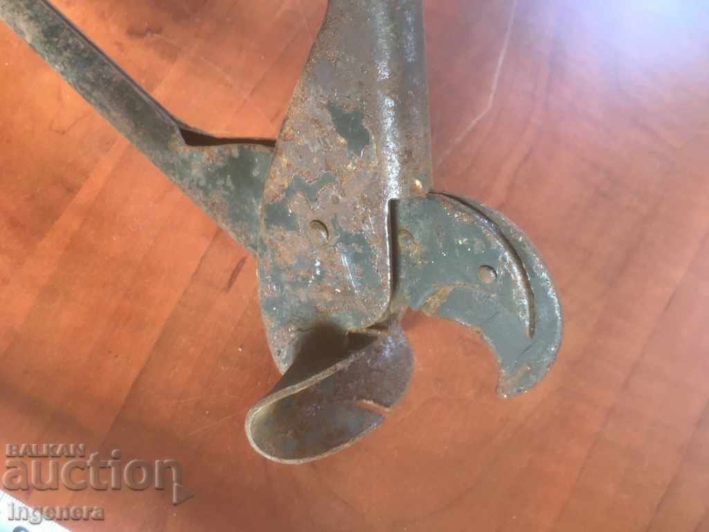 PLIERS SPECIALIZED TOOL - 5 PLIERS SPECIALIZED TOOL - 5