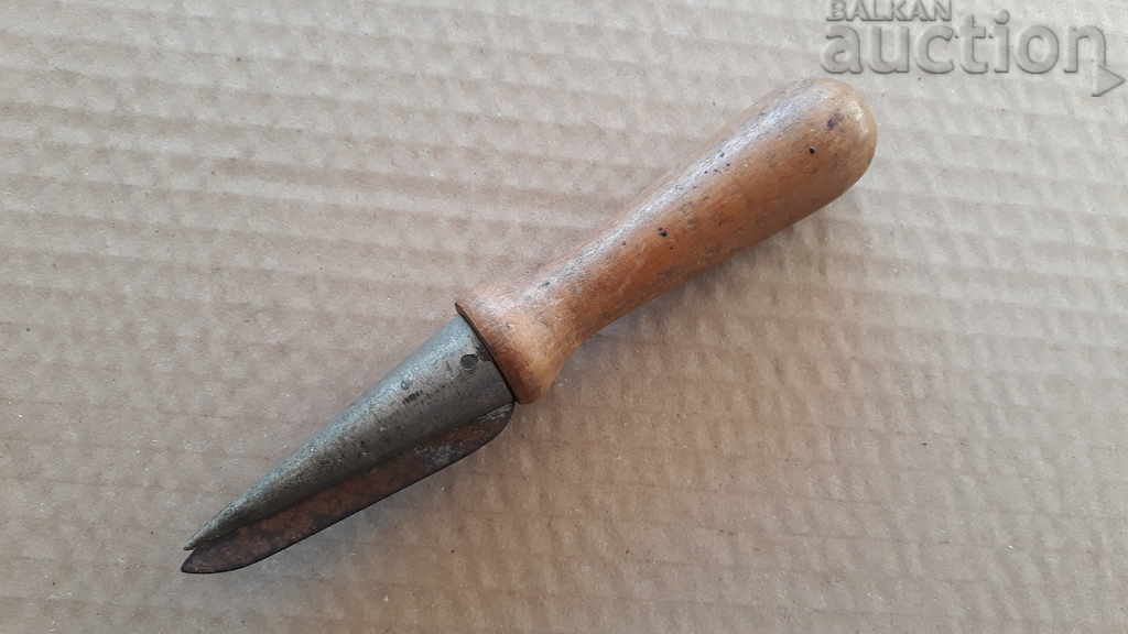 Collectible tool sharpener for cork