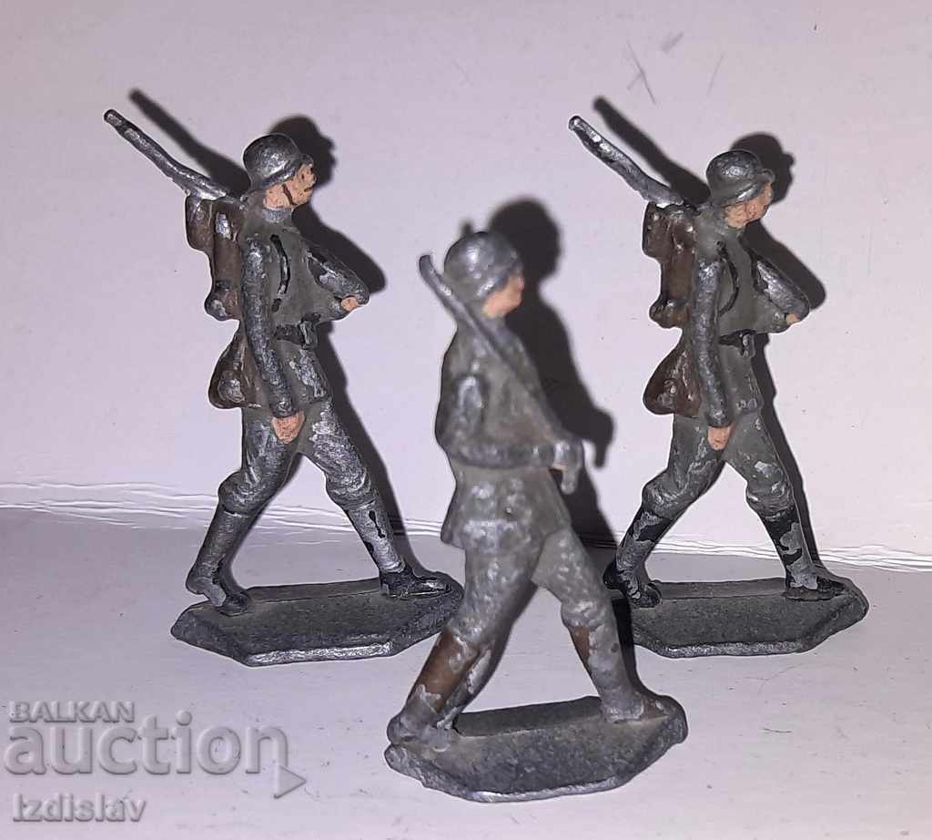 Old original lead figurines of German soldiers - 5 Old original lead figurines of German soldiers - 5