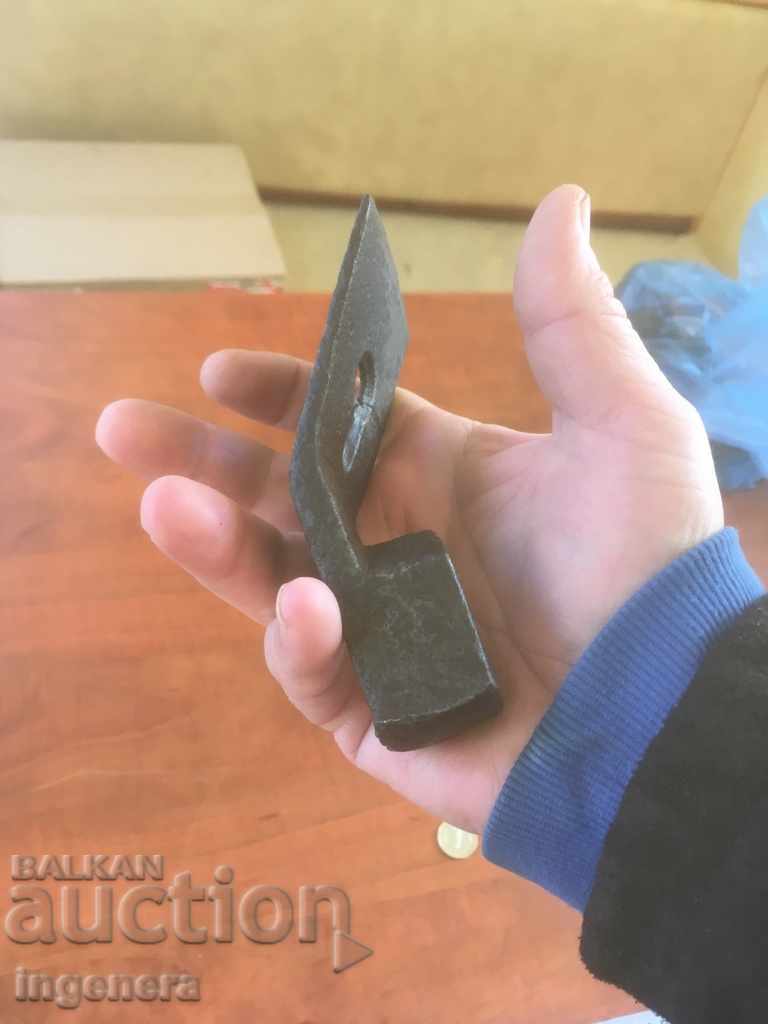 Auction  TESLA TOOL METAL